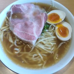 半熟煮たまごラーメン(しょうゆ) 880円