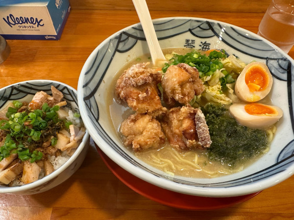 「親子らーめん+ミニ丼セット(チャーシュー丼)」@長崎らーめん 琴海の写真