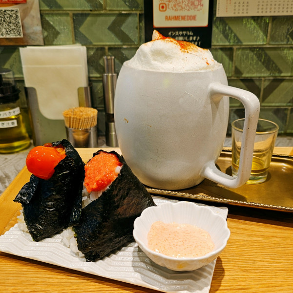 「カプチーノラーメン」@Rahmen Eddie 新宿御苑の写真