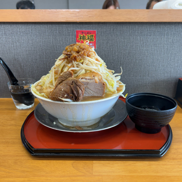 「ラーメン大400g全マシ」@ラーメン神福の写真