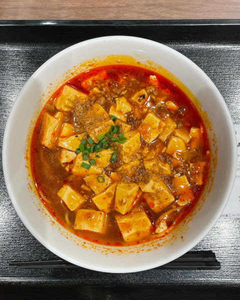 「うま辛麻婆麺」@南国酒家 広東麺飯房 守谷サービスエリア店の写真
