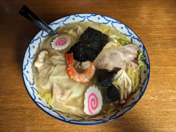 「五目ワンタン麺　1070円」@金来軒 本店の写真