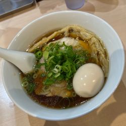 特製醤油らぁ麺