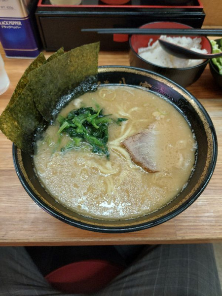 「ラーメン＋キャベチャー＋ライス」@八家本陣の写真