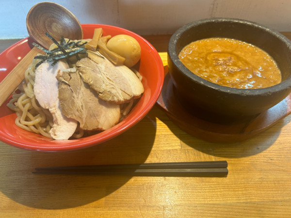 「石焼　豚骨魚介味玉つけ麺」@MOUKOKUの写真