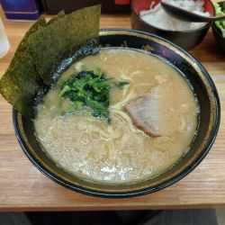 ラーメン＋キャベチャー＋ライス