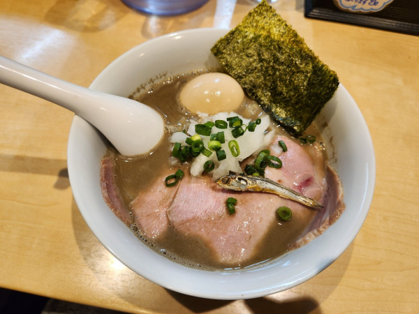 「純煮干し　味玉」@煮干中華そば 結。の写真