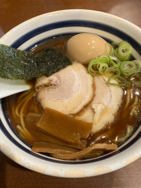「ラーメン　たまご」@たけちゃんにぼしらーめん 調布店の写真