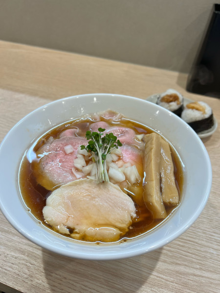 「醤油らーめん」@麺屋 伊藤の写真
