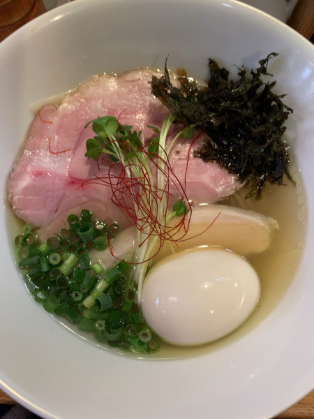 「鶏清湯ら〜めん(塩)+味玉」@麺庵 小島流の写真
