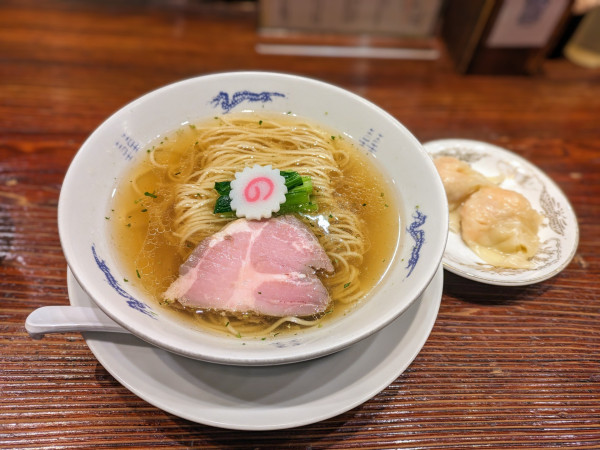 「山椒そば＋海老ワンタン(2個)」@中華蕎麦にし乃の写真