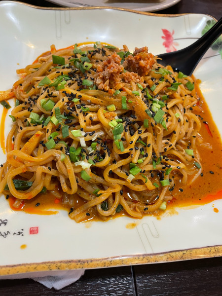 「汁なし担々麺」@中国料理 あQの写真