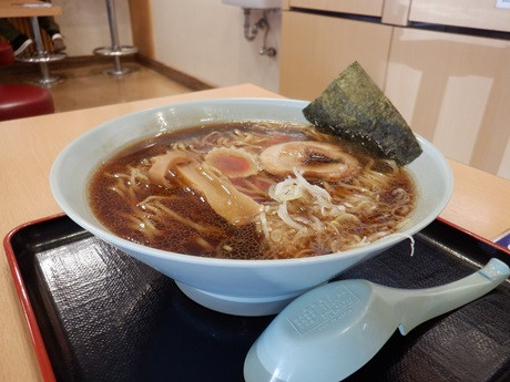 「港北らーめん」@港北食堂の写真