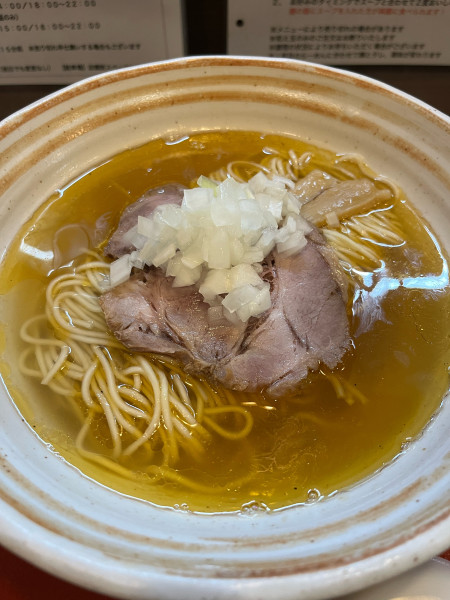 「煮干し塩らーめん」@麺屋むどうの写真