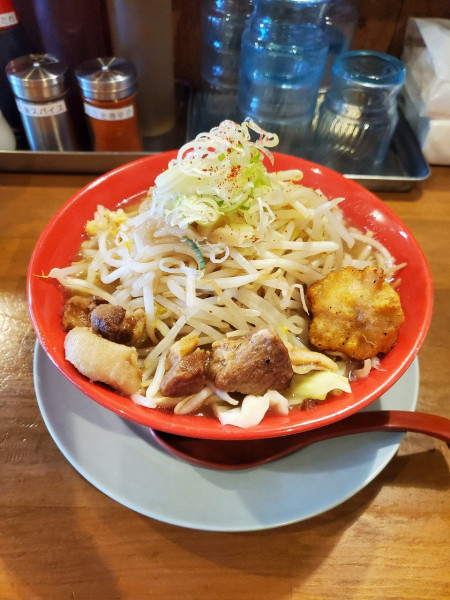 「醤油@980」@ぶた金ラーメンの写真