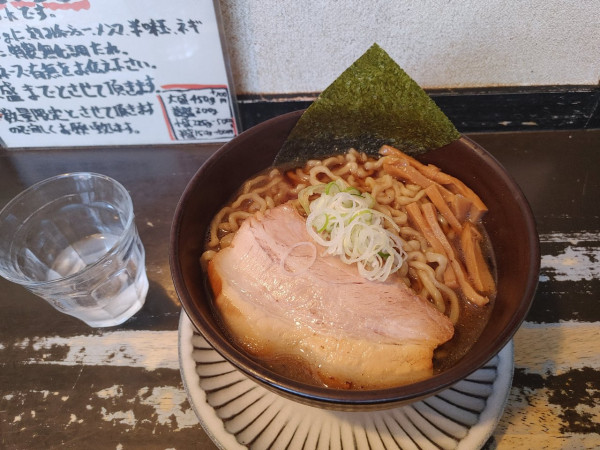 「男煮干しラーメン　大盛り　800+100円」@拉麺二段の写真