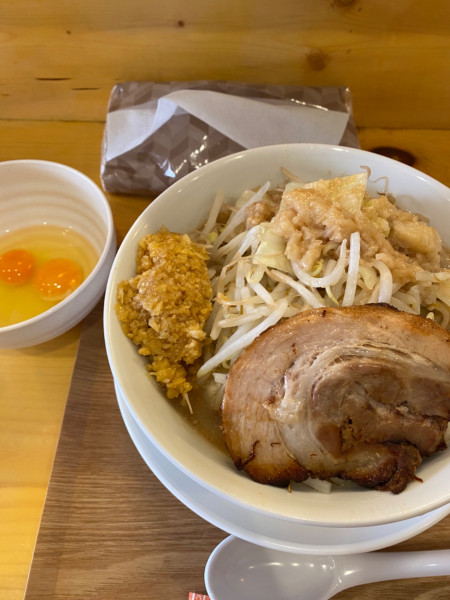 「ら〜めん＋生たまご」@豚ギャングの写真