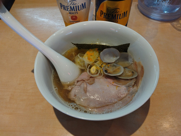 「煮干と貝三種の淡麗柚塩(半玉)+浅利バターの和え玉3(半玉)」@煮干中華そば 結。の写真