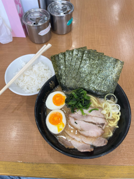 「粋得醤油ラーメン」@綾瀬らーめん 粋の写真