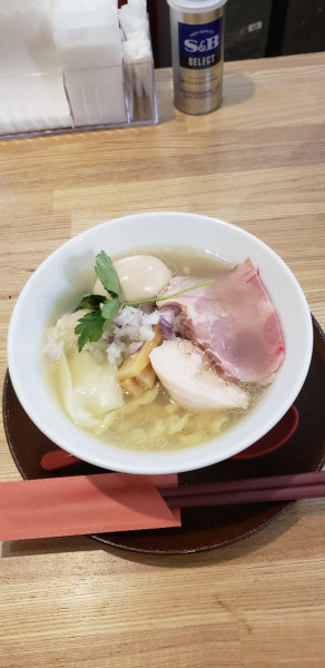 「味玉しなそば(白だし)」@手打ち正麺 Hachimitsuの写真