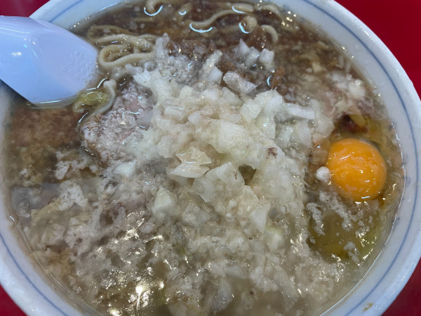 「月見中華・中油850円+玉ねぎ50円」@中華亭の写真