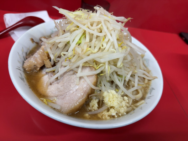 「小（麺少なめ）」@ラーメン二郎 一橋学園店の写真