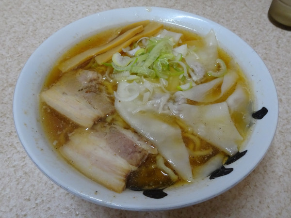 「ワンタン麺（1,000円）」@大笑家の写真