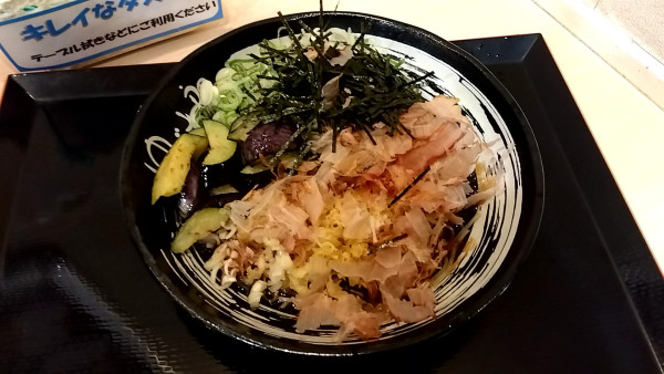 「冷し薬味そば（６５０円）」@ゆで太郎 三田3丁目店の写真