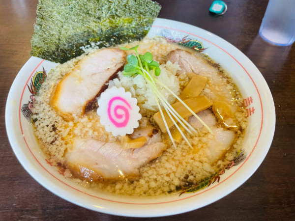 「背脂チャーシューメン@1050」@中華そば 鈴乃家の写真