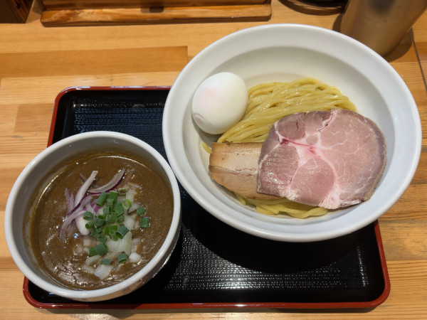 「濃厚煮干しつけ麺＋味玉」@煮干らぁめん 樹鈴の写真