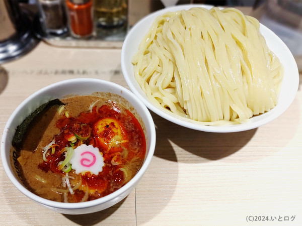 「特製辛つけめんXL」@TOKYO UNDER GROUND RAMEN 頑者の写真