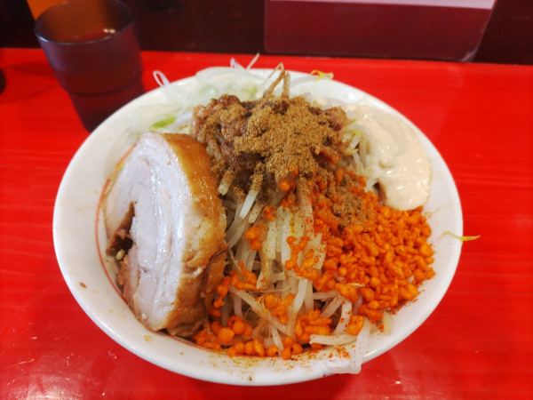 「まぜそば」@鷹の目 獨協大学前本店の写真