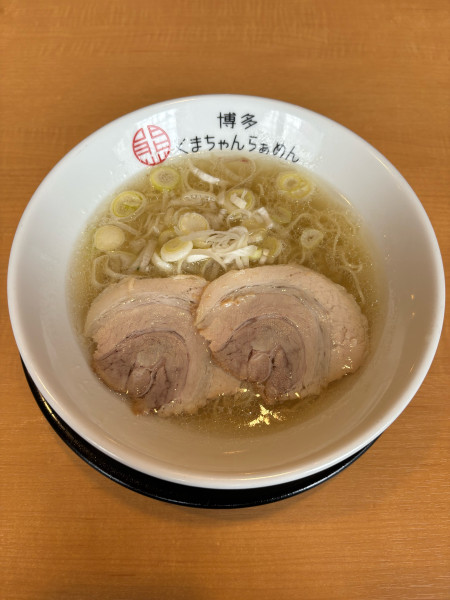 「クリアとんこつ」@博多くまちゃんらぁめん 春日店の写真