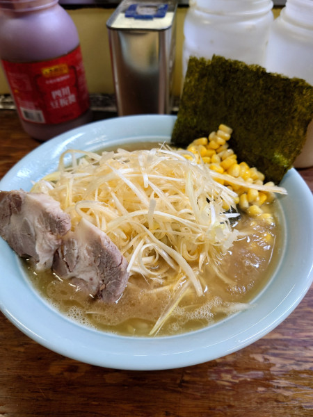 「ネギラーメン大盛り コーン」@まこと家の写真