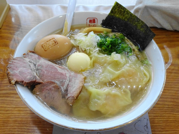 「塩ワンタンメン＋会津地鶏の煮玉子＋倉島バター＋おめで鯛飯」@地鶏ラーメン ありがとうの写真