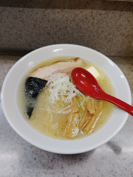 「塩バター(800円)」@鶏豚の写真