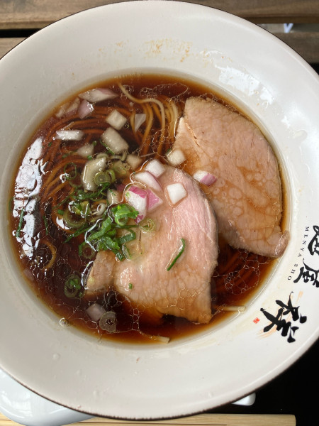 「瀬戸豚醤油ラーメン　850円」@麺屋 祥の写真