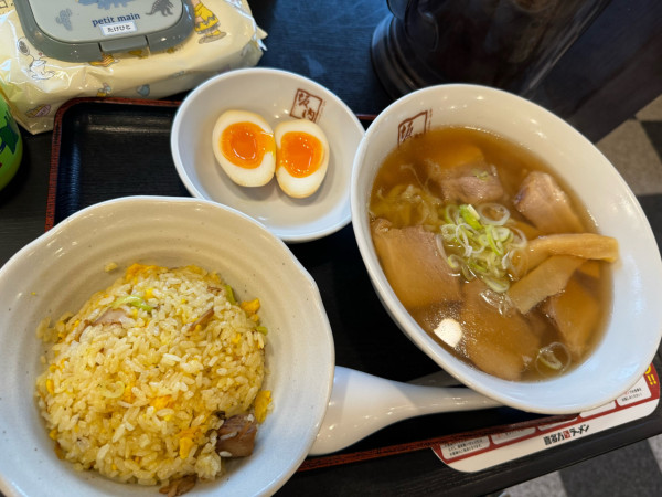 「半チャーハンセット1230円」@喜多方ラーメン 坂内 蘇我店の写真