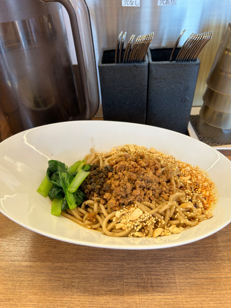 「汁なし坦々麺」@雲林坊 高輪ゲートウェイ店の写真