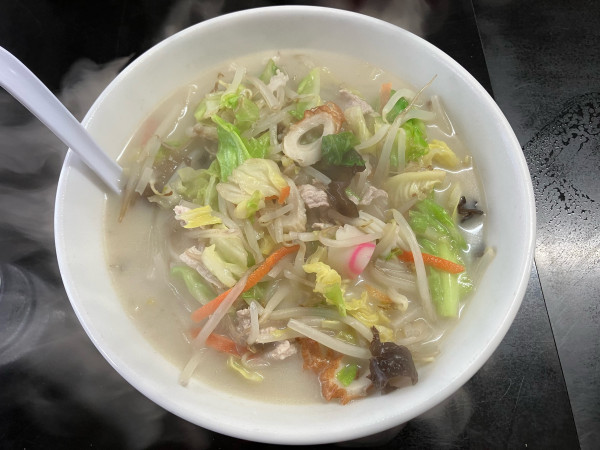 「ちゃんぽん＋半チャーハンセット　900円」@長崎ちゃんぽん ぽんたの写真