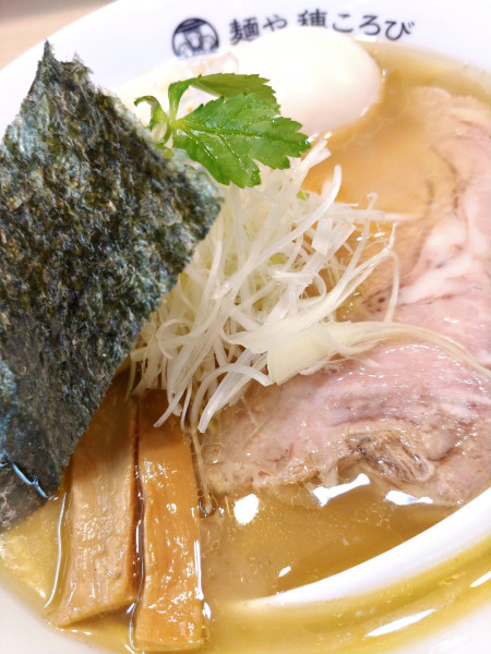 「ミックスワンタン中華そば白・味玉増し」@麺や 穂ころびの写真