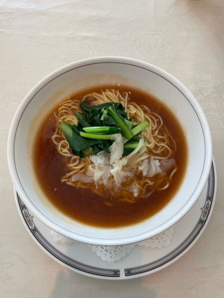 「フカヒレ煮込みそば(1650円)」@中国レストラン 桃桃林の写真