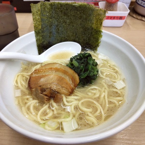 「豚骨らーめん（￥800）」@らーめん 八かの写真