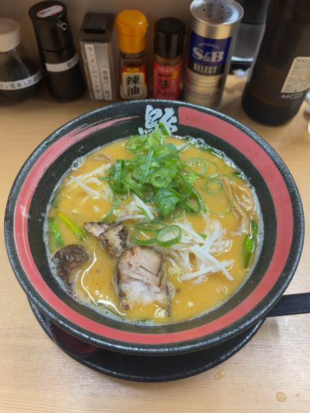 「豚骨みそラーメン（930円）」@RAMEN TORITONの写真