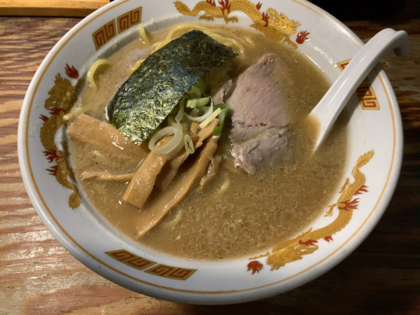 「旭川醤油ラーメン」@北海道ラーメン 味丸の写真