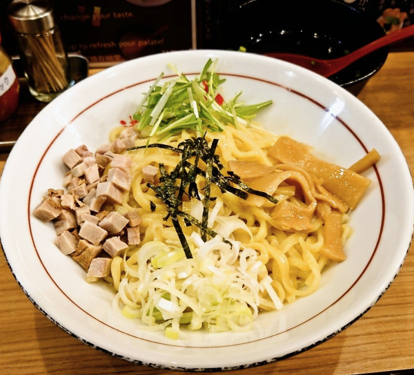 「油そば醤油大盛」@油そば 力の写真