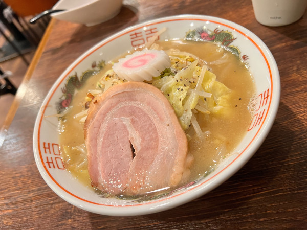 「【月夜限定】鶏白湯の塩タンメン」@麺屋 真心の写真