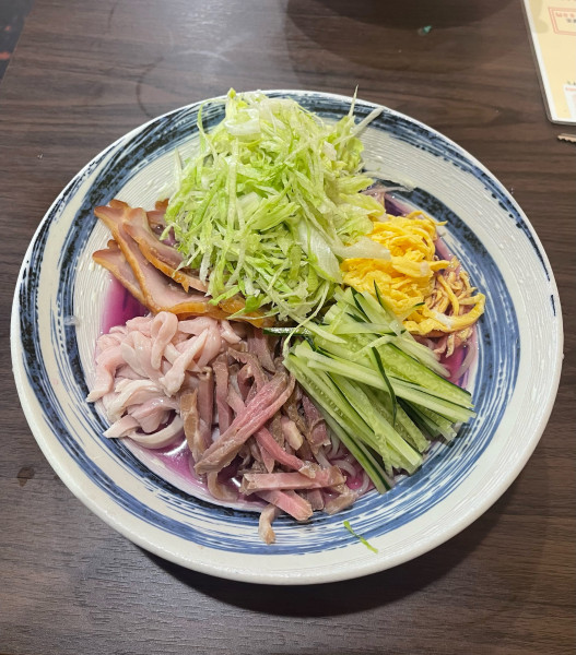 「塩菜冷やし+冷やし中華の具（1200円）」@虎一番の写真