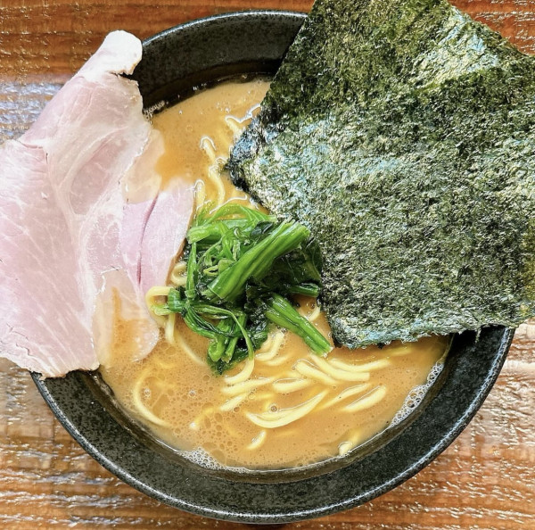 「ラーメン」@麺家 たっとびの写真