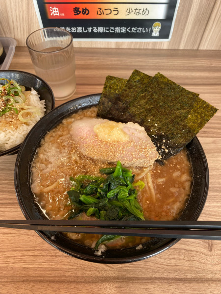 「ラーメン並鶏油を背脂変更」@七代目武道家の写真